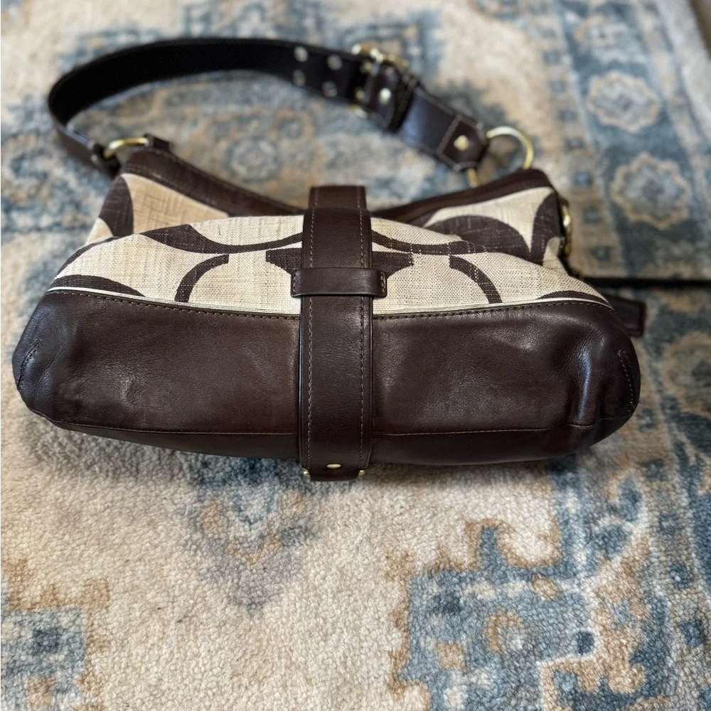 Coach Vintage Leather Brown and Cream Women's Bag - Picture 3 of 9